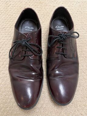 Clarks Men’s Dark Burgundy Leather Derbys